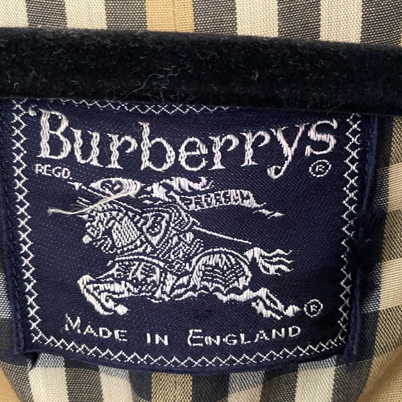 SOLD Burberry Trench Coat - Picture 3 of 5